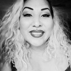 Meet your Posher, Jillian